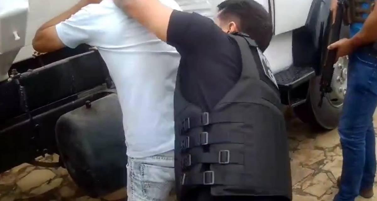 Professor é preso suspeito crimes sexuais contra alunas na Bahia | G1