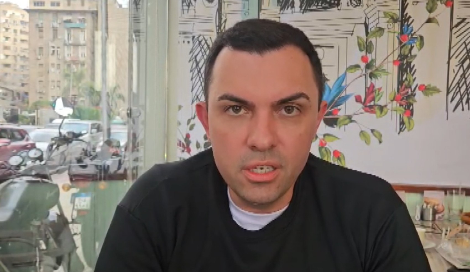 Guerra EUA e Israel x Irã: empresário brasileiro fica 'preso' no Egito | G1