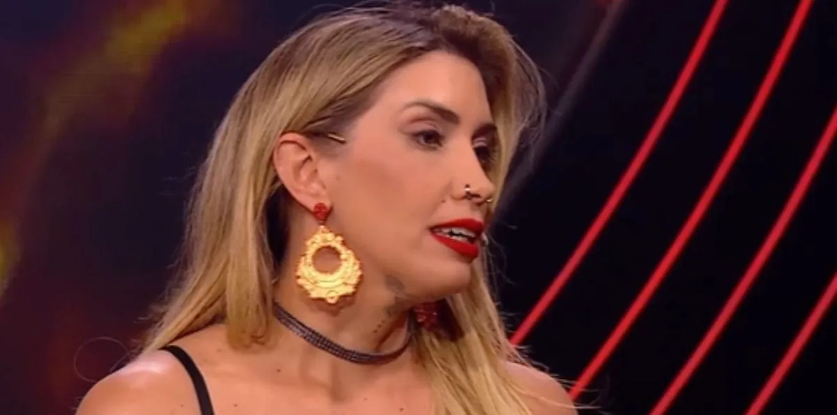 Marido de vítima de racismo no 'Big Brother Argentina' confronta expulsa