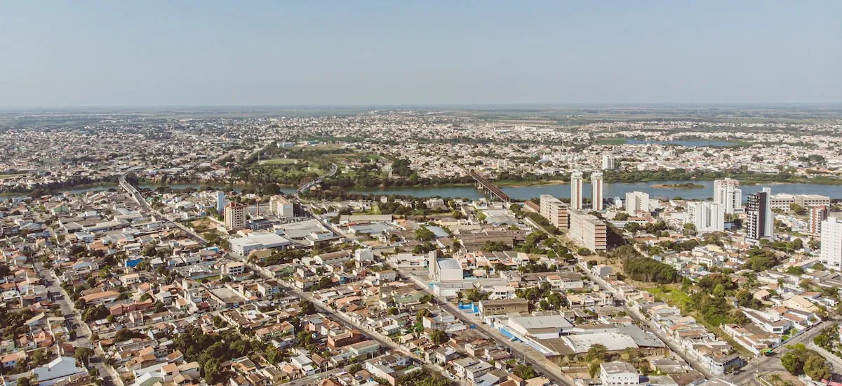 Previdência de Campos, no Rio, investiu em hotéis de Vorcaro e Trump e hoje tem rombo de R$ 5 bi