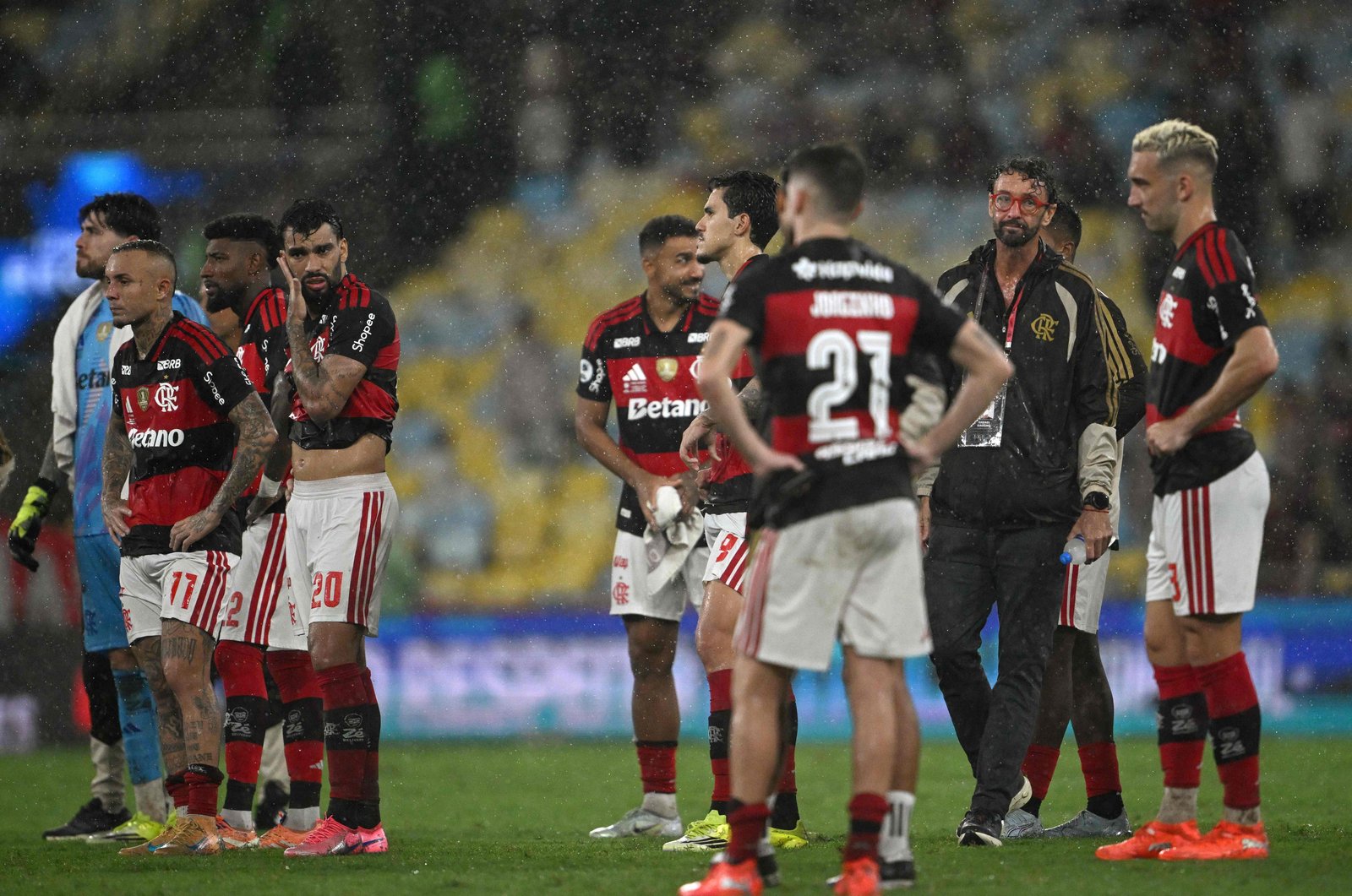 O que explica a queda de desempenho do Flamengo no início de 2026? Especialistas opinam