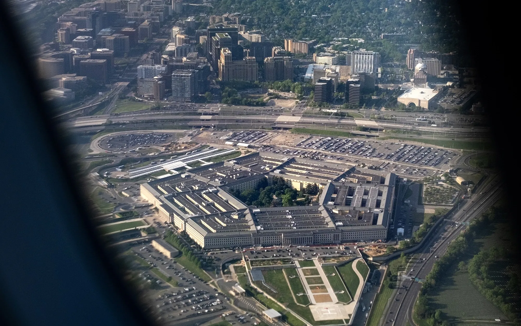 Após ordem de retirada de tropas americanas da Alemanha, Pentágono reduz número de brigadas estacionadas na Europa