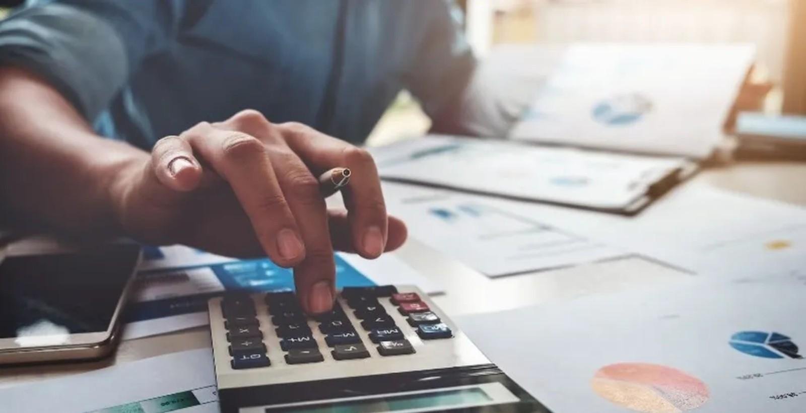 Grupo abre vagas de emprego para analista, operador de caixa e mais | G1