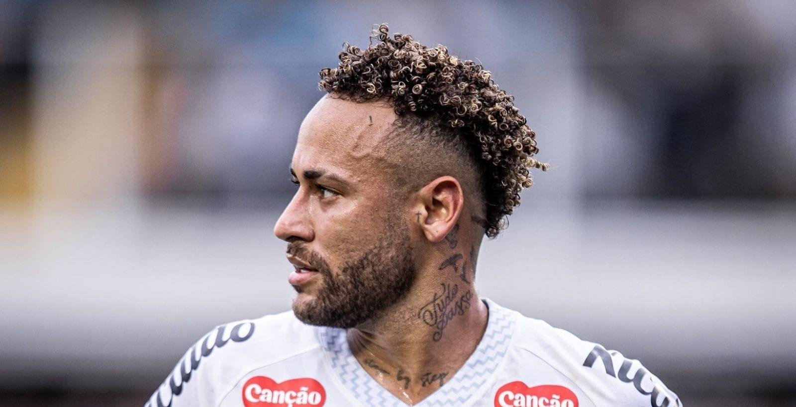 Pai de Neymar revela que atacante pensou em aposentadoria no fim de 2025