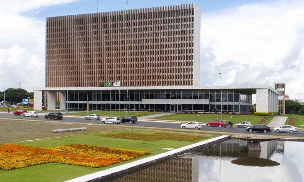 Economia orienta suspensão do pagamento em dinheiro da licença-prêmio