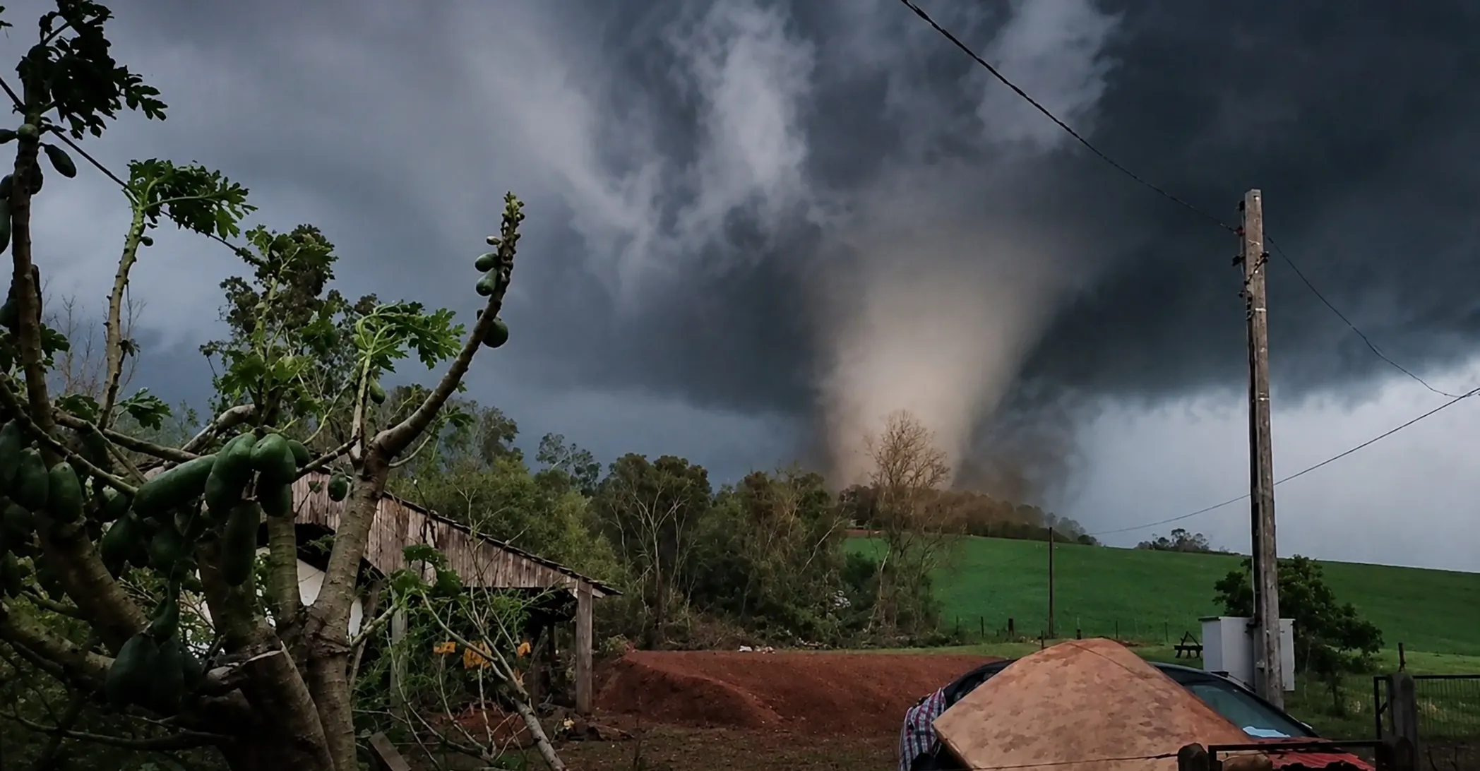 Alerta meteorológico indica risco de tornados em São Paulo, Mato Grosso do Sul e Paraná