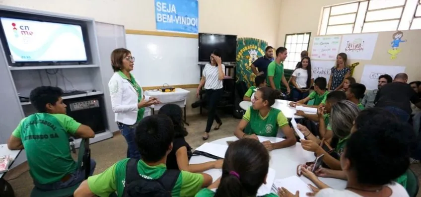 Pé-de-Meia: nascidos em novembro e dezembro recebem 4ª parcela