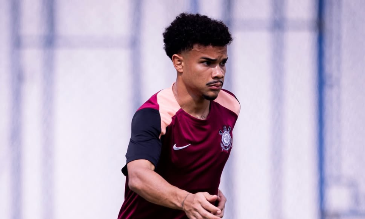 Kaio César, do Corinthians, está no BID e pode estrear na Supercopa