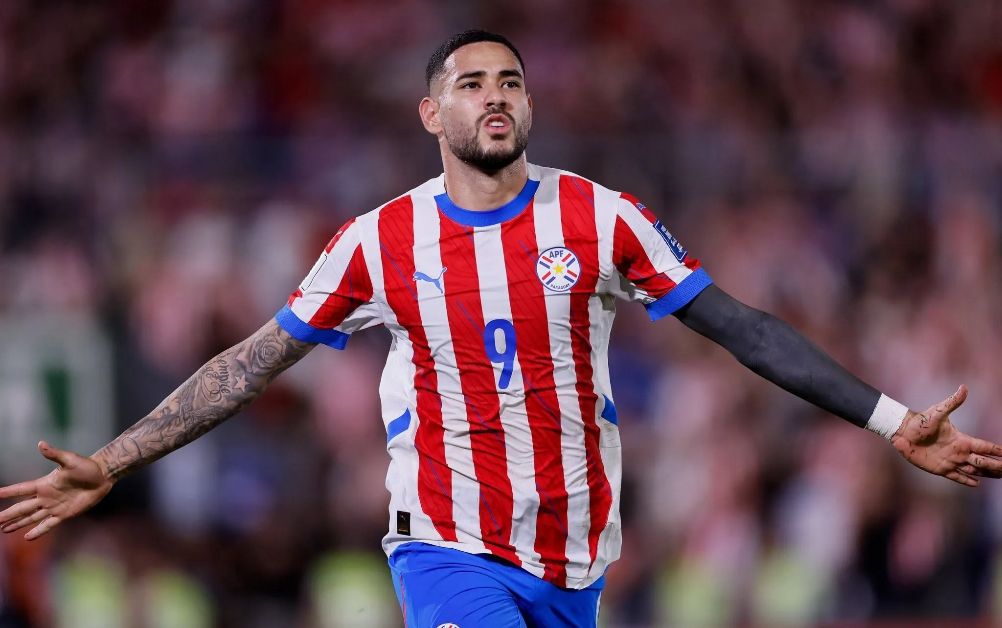 Internacional anuncia a contratação de Sanabria, centroavante paraguaio revelado pelo Barcelona