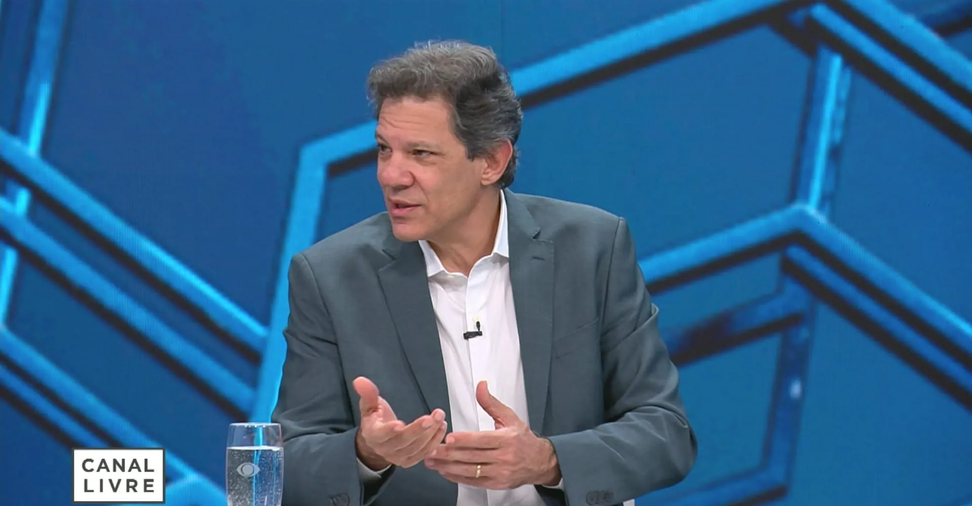 PM abre procedimento para apurar suposta abordagem a motorista de Haddad