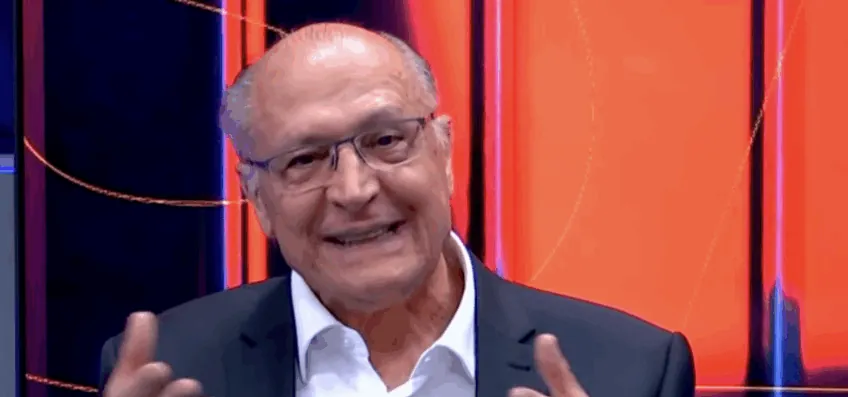 Alckmin diz que democracia garante liberdade de imprensa