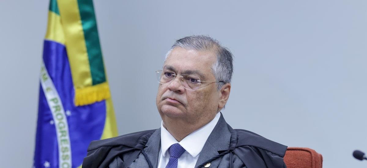 Dino proíbe saque em dinheiro de recursos de emendas parlamentares