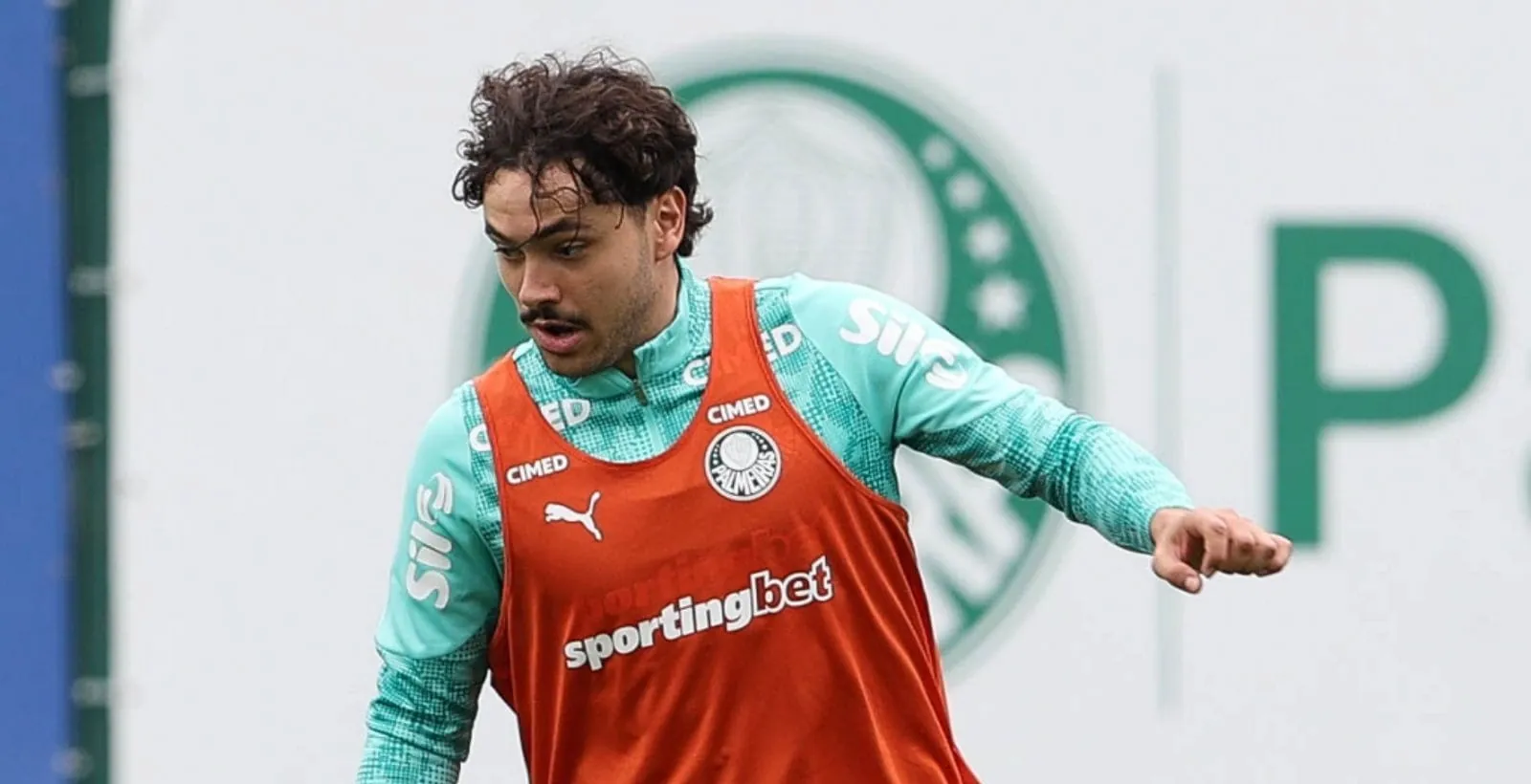 Palmeiras atualiza situações dos lesionados Vitor Roque, Murilo e Maurício