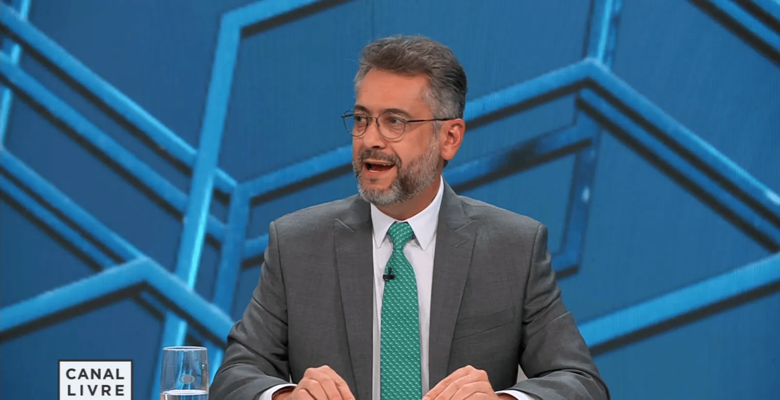 Governador do Amapá deve pagar multa de R$ 25 mil por propaganda antecipada