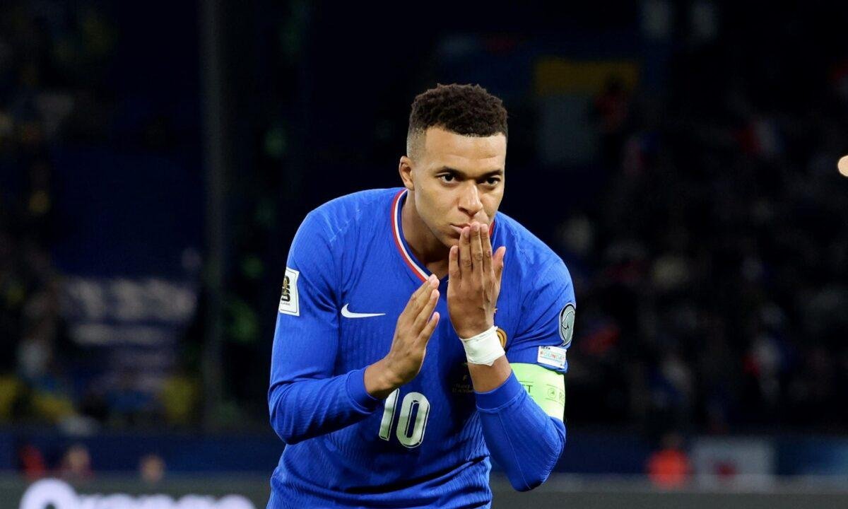 Deschamps defende Mbappé após críticas por "egoísmo" na seleção