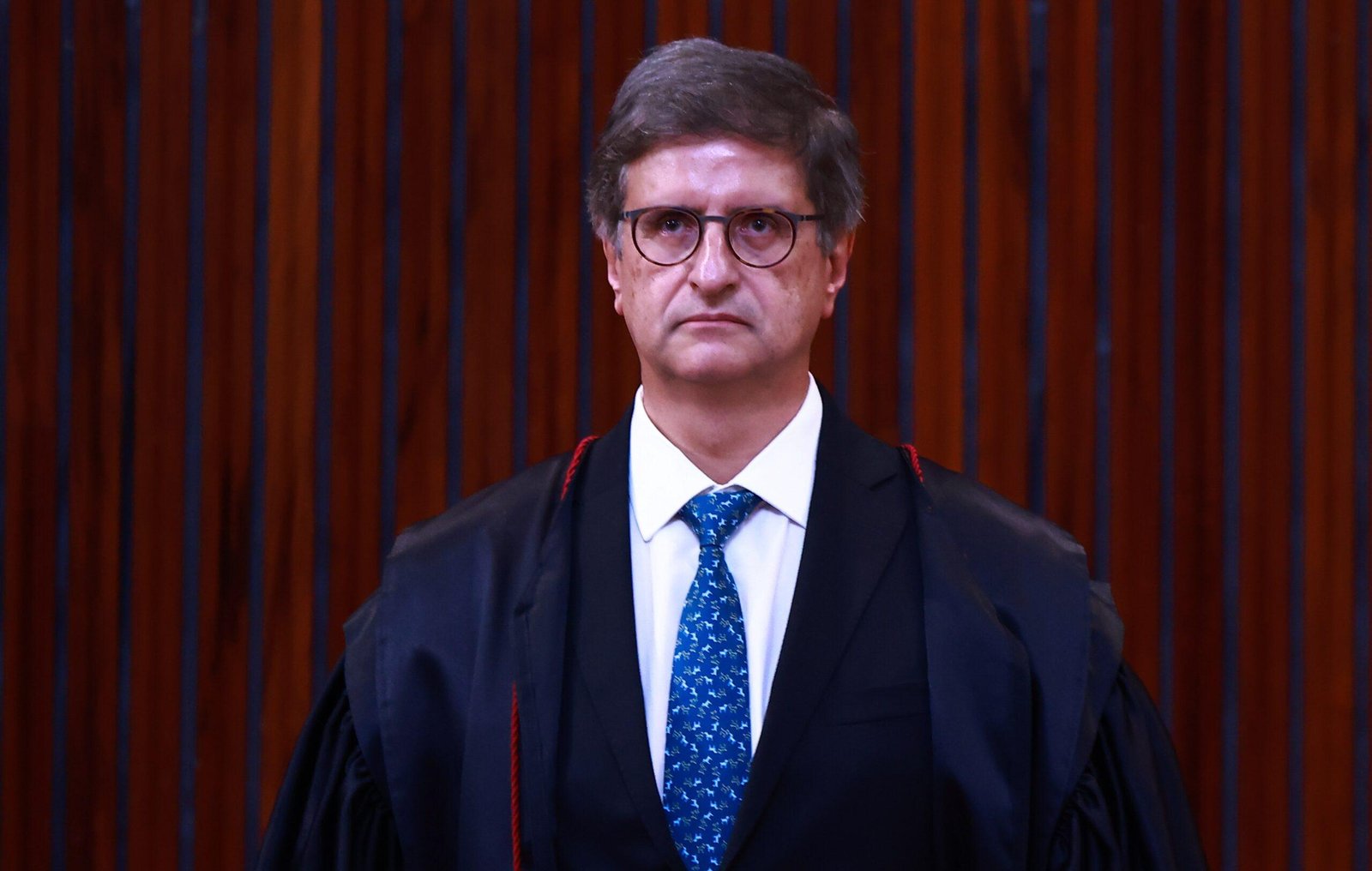 Gonet alerta sobre uso indevido de IA nas campanhas eleitorais em 2026