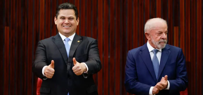 Ministro diz que Alcolumbre quer “recompor relação” com Lula