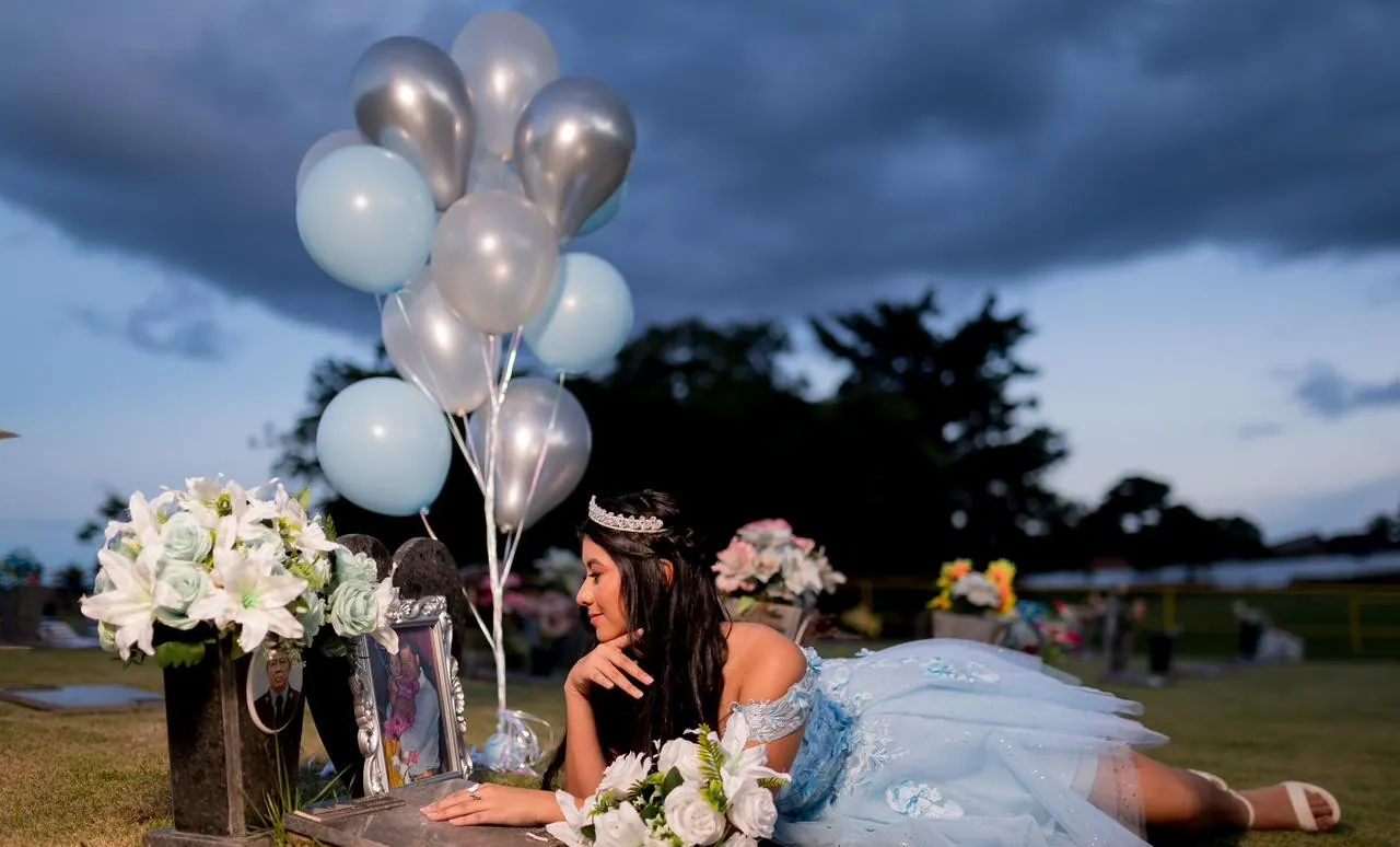 Adolescente faz ensaio em cemitério para homenagear pai no Acre | G1