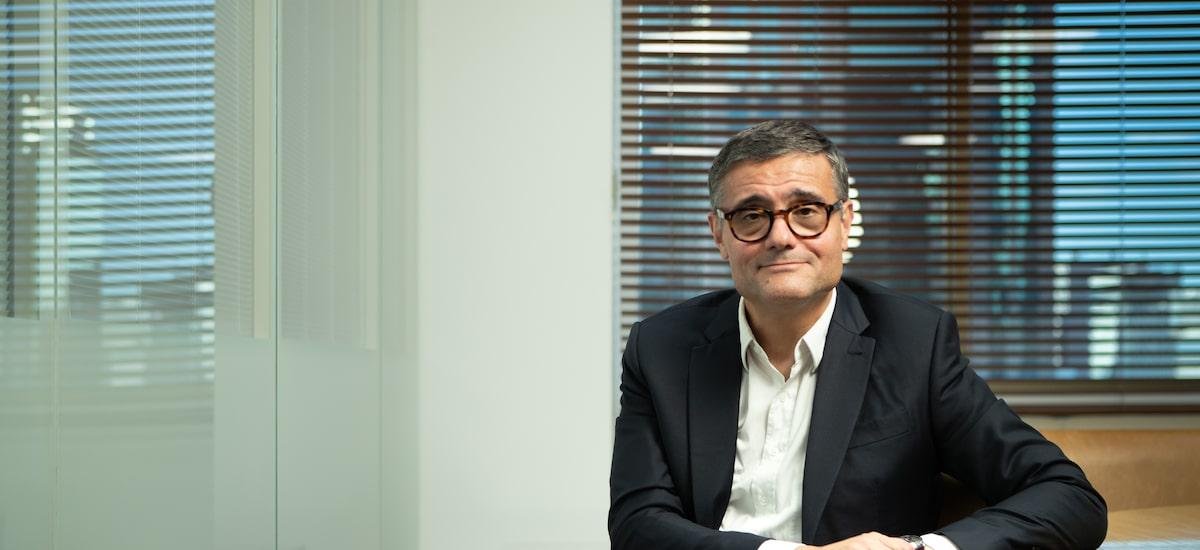 Economista-chefe do Itaú deixa cargo após dez anos por atingir idade-limite; entenda