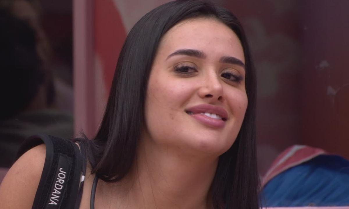 BBB 26: Jordana levanta suspeitas ao falar de affair com sertanejo