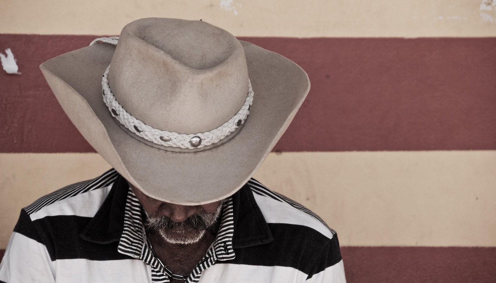 Uso de chapéu no campo não foi proibido; veja o que diz a lei | G1