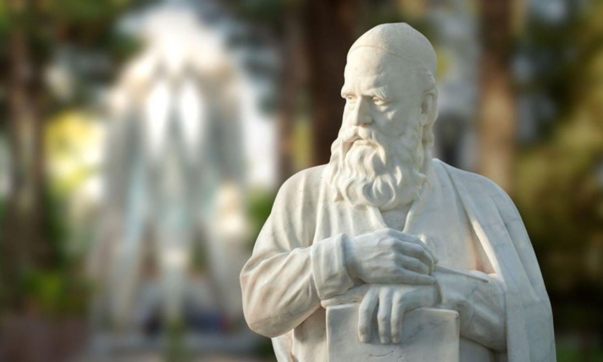 Em meio à guerra no Irã, poesia persa exalta sabedoria e humanidade