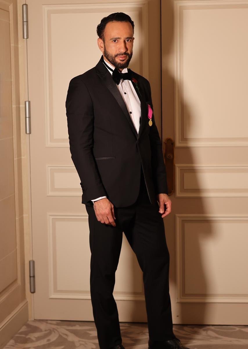 Conheça Charles Hermann: estilista baiano que leva a moda festa do Brasil para Milão e Dubai