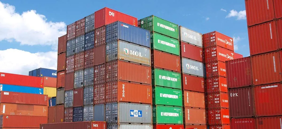 Tufões na China ameaçam abastecimento de pneus no Brasil