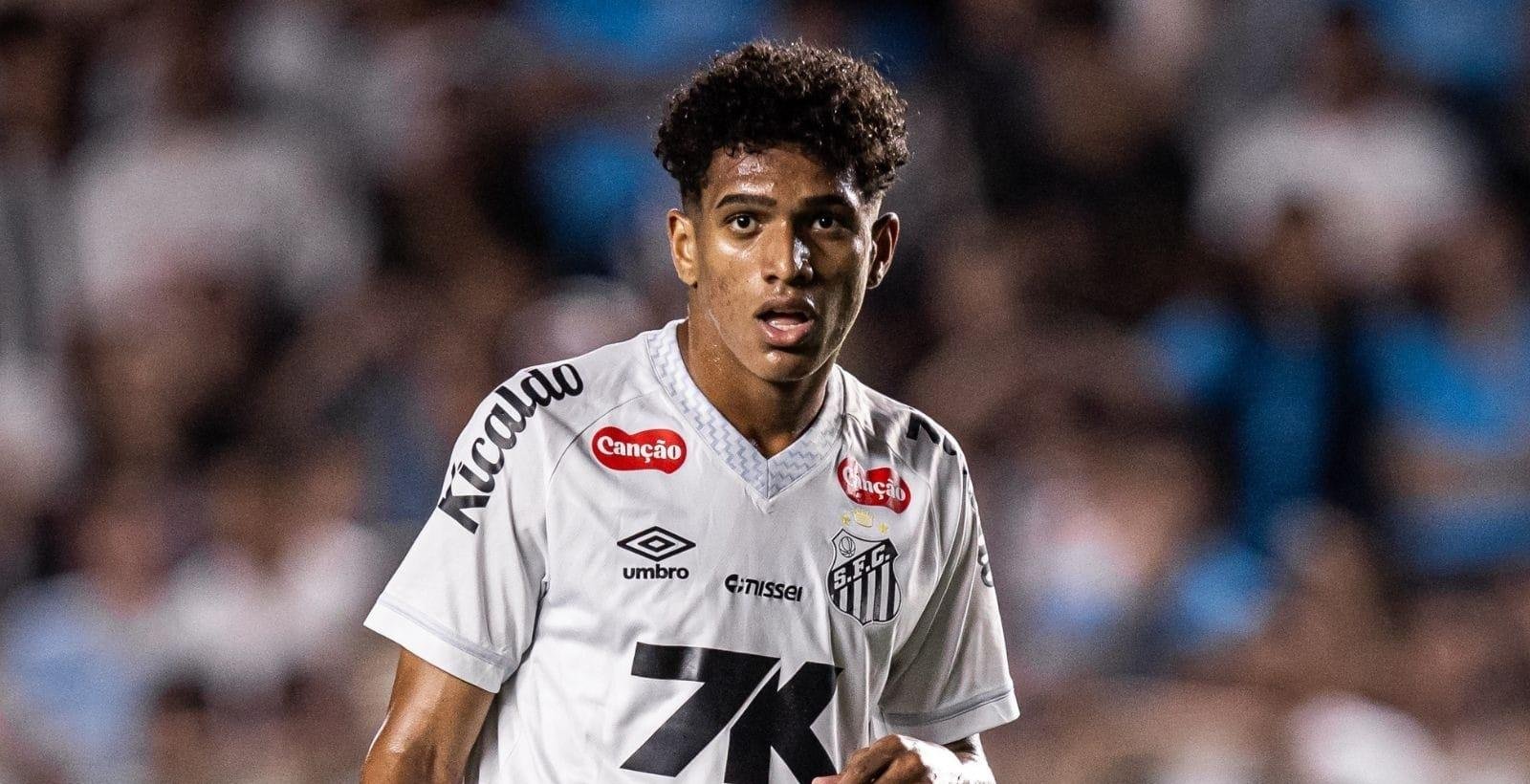 Santos acerta venda de Souza ao Tottenham, diz jornalista; veja valores