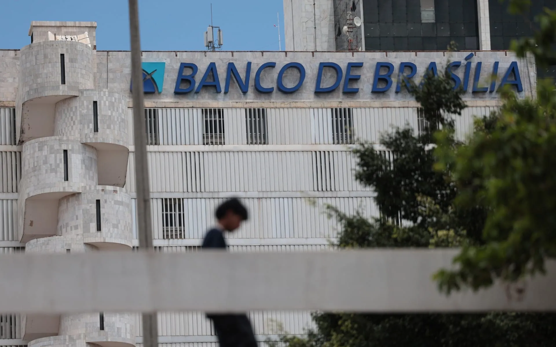 BRB firma acordo para transferir R$ 15 bi em ativos ligados ao Banco Master