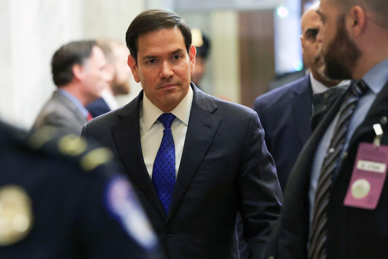 No Congresso dos EUA, 'tropa de choque' de Trump defende legalidade de guerra contra o Irã, mas objetivos seguem incertos