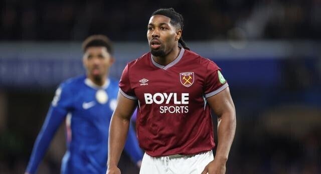 Treinador do West Ham proíbe jogador 'fisiculturista' de levantar pesos: 'O que ele já carrega é suficiente'