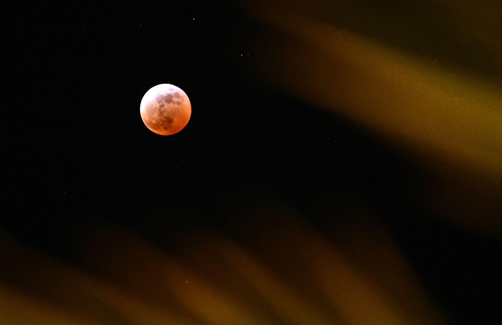 Que horas é a Lua de Sangue? Veja o horário do eclipse lunar total