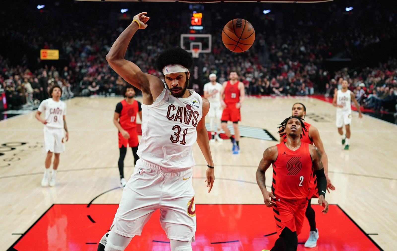 Jarrett Allen brilha pelo Cavs: confira resultados da NBA