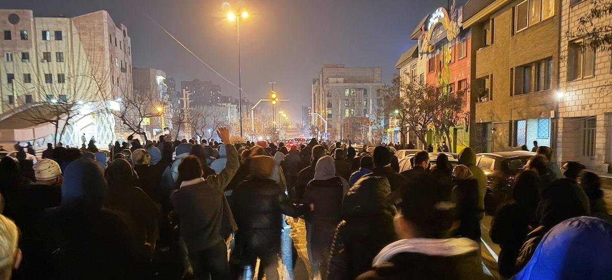 Canadá diz que cidadão do país foi morto por autoridades iranianas