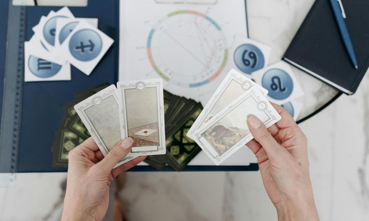 Horóscopo semanal: confira previsões de 2 a 8 de fevereiro de 2026