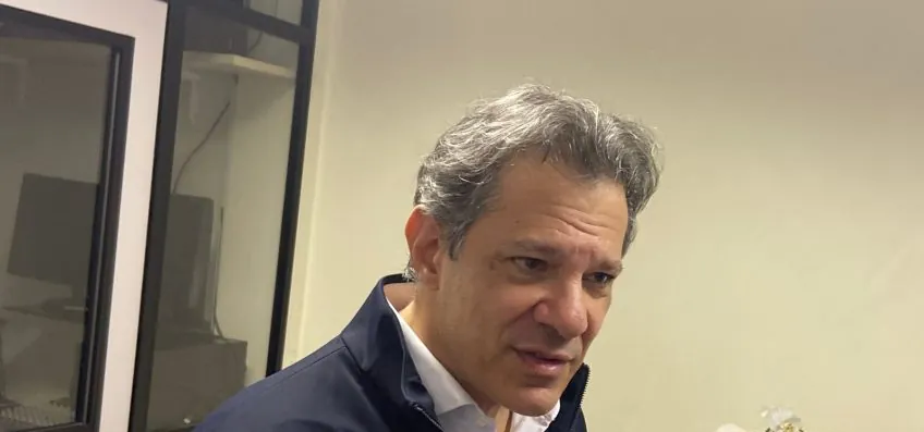 Haddad diz que Lula refez “quase todos os contratos” de Tarcísio