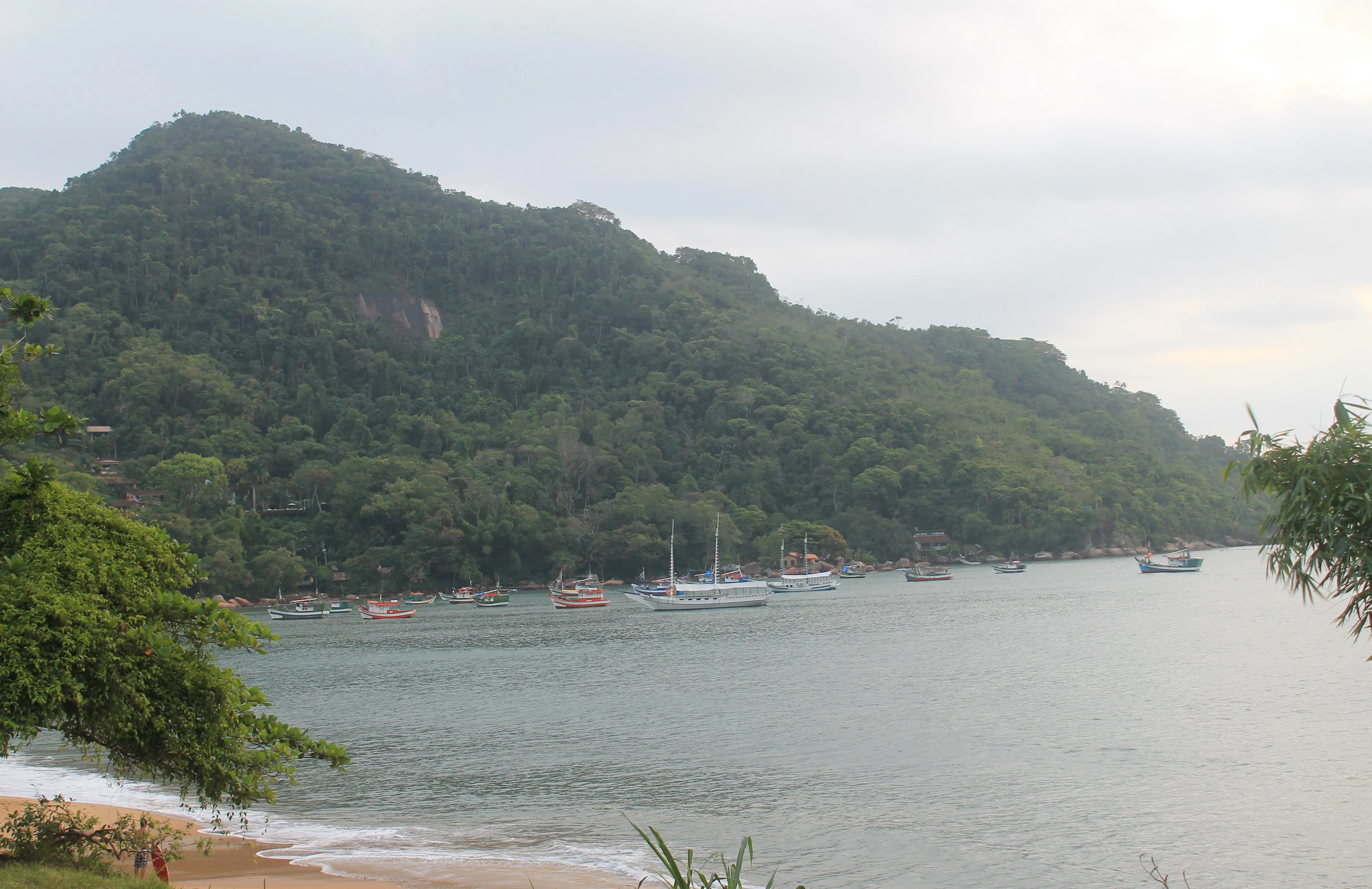 Litoral de SP tem 46 praias impróprias para banho nesta semana; veja | G1