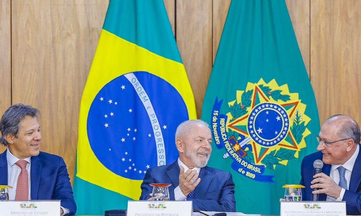 Evento reúne Lula, Haddad e Alckmin em meio à definição de chapa em SP