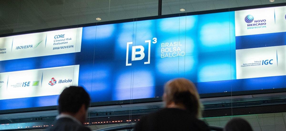 Empresas antecipam-se às eleições e devem captar menos em 2026