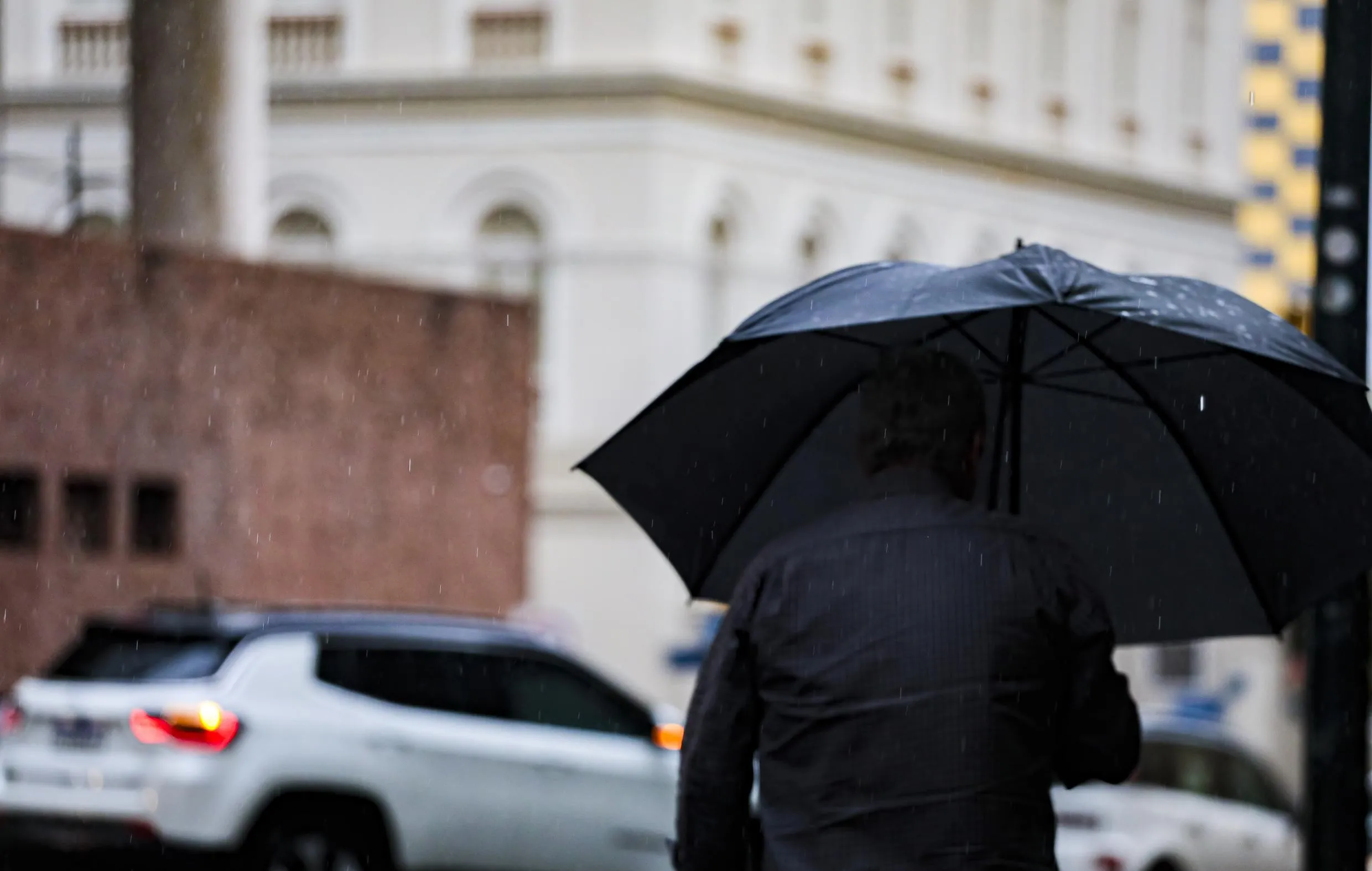 Temporais voltam ao Sul no domingo; chuva ainda atinge Sudeste e Centro-Oeste neste sábado