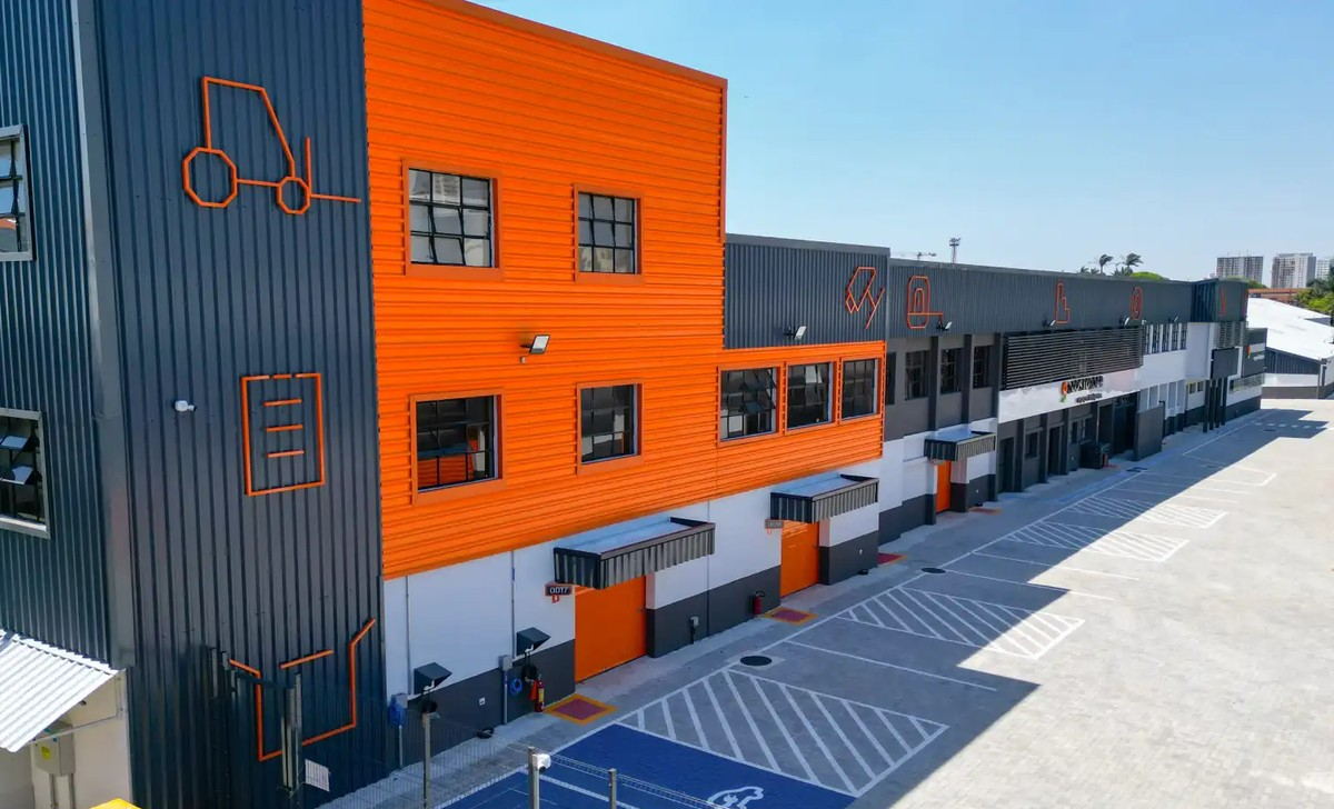 Entrega em 24 horas acelera demanda por galpões urbanos