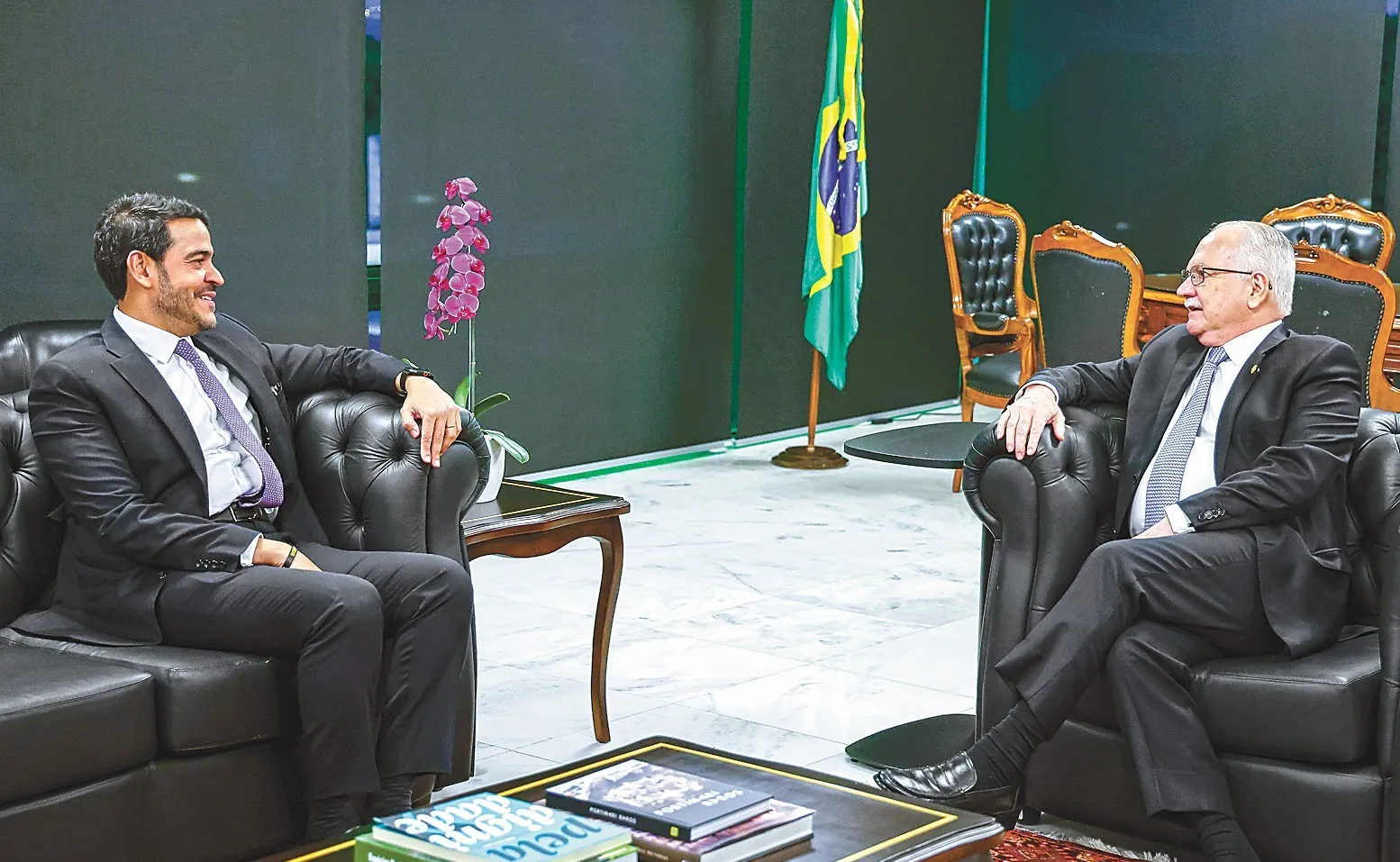 Fachin recebe ministro da Justiça e Messias no STF após Mendonça afastar chefe da PF