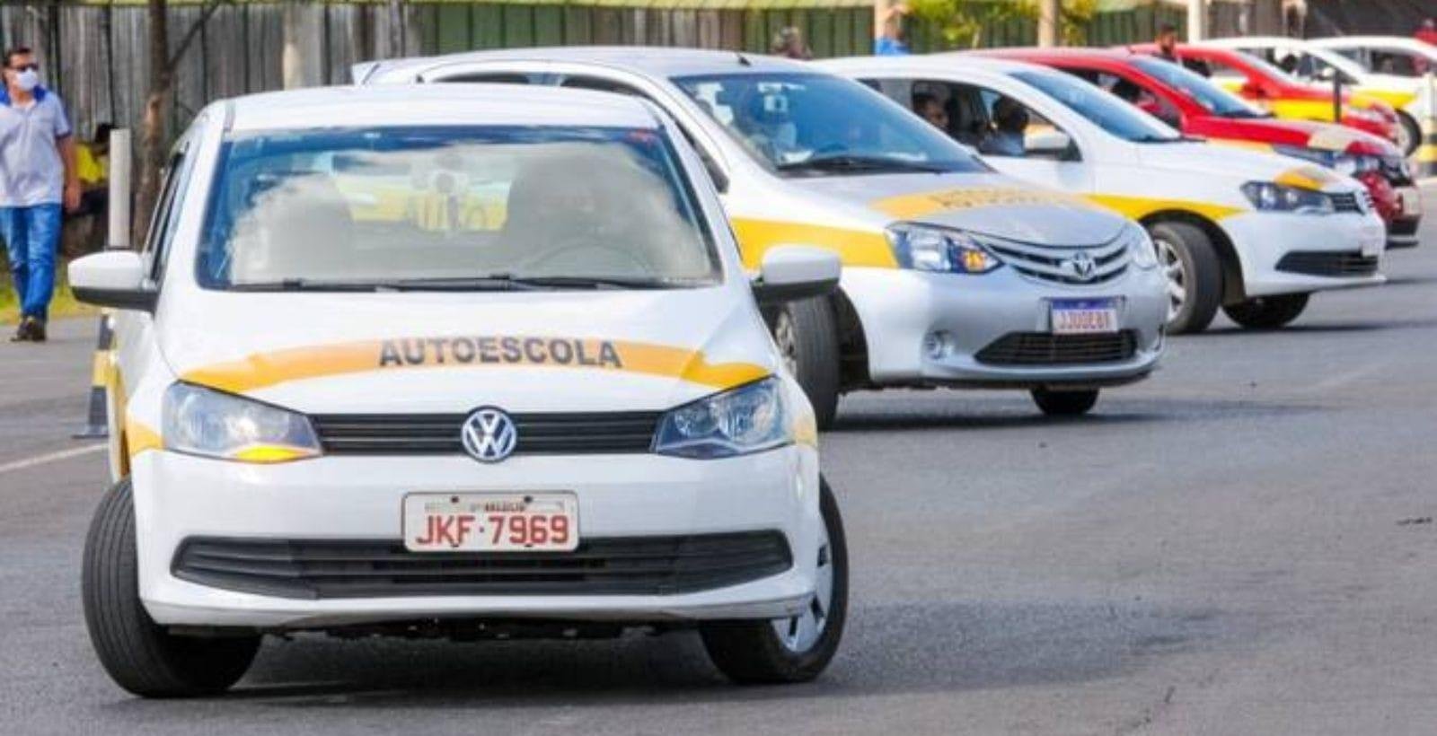 Novas regras fazem buscas por CNH dispararem no Google; veja as mudanças