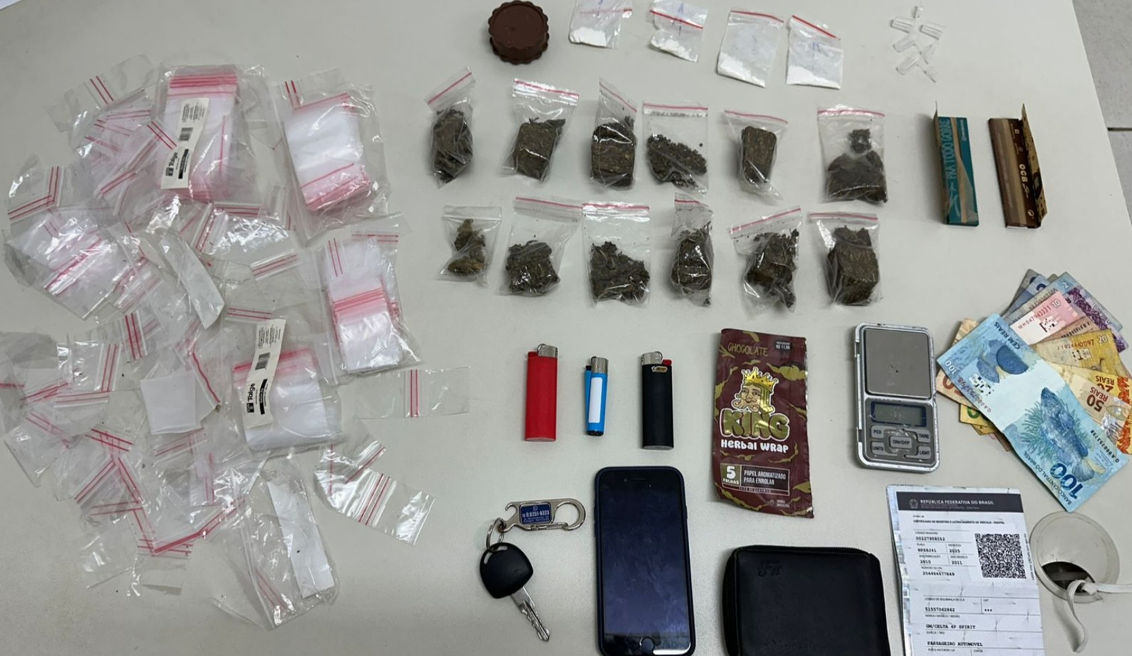 Homem é preso suspeito de 'delivery de drogas' no interior da Bahia | G1