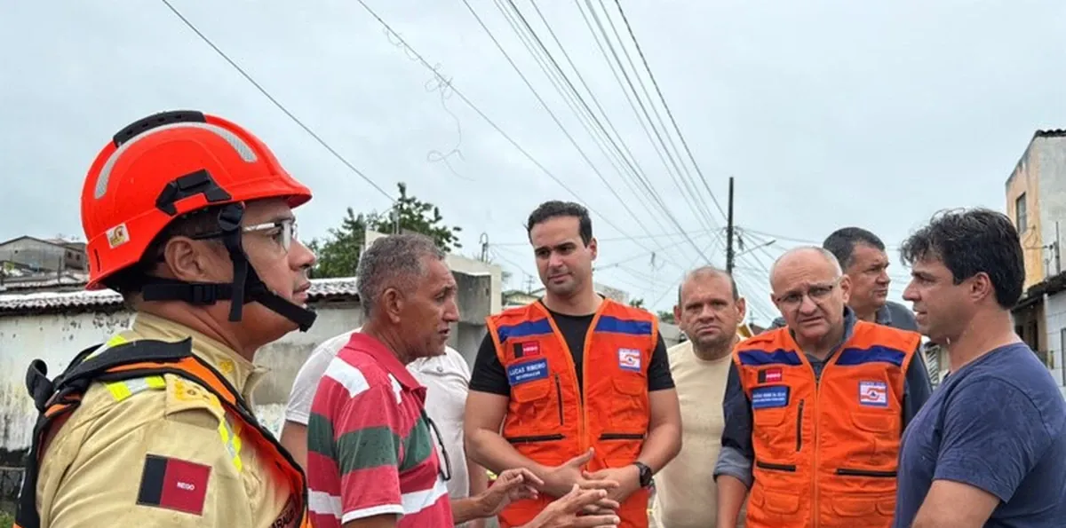 Governador da Paraíba decreta calamidade pública após fortes chuvas