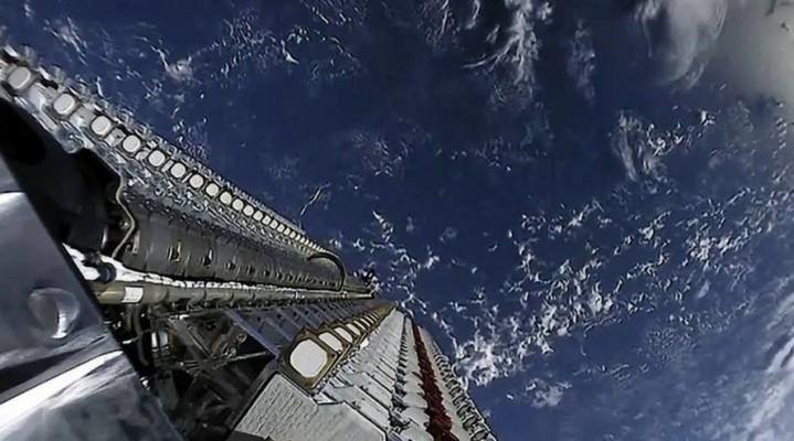 Constelação de 1 milhão de satélites: Musk faz fusão de empresas para colocar em órbita equipamentos para sua IA