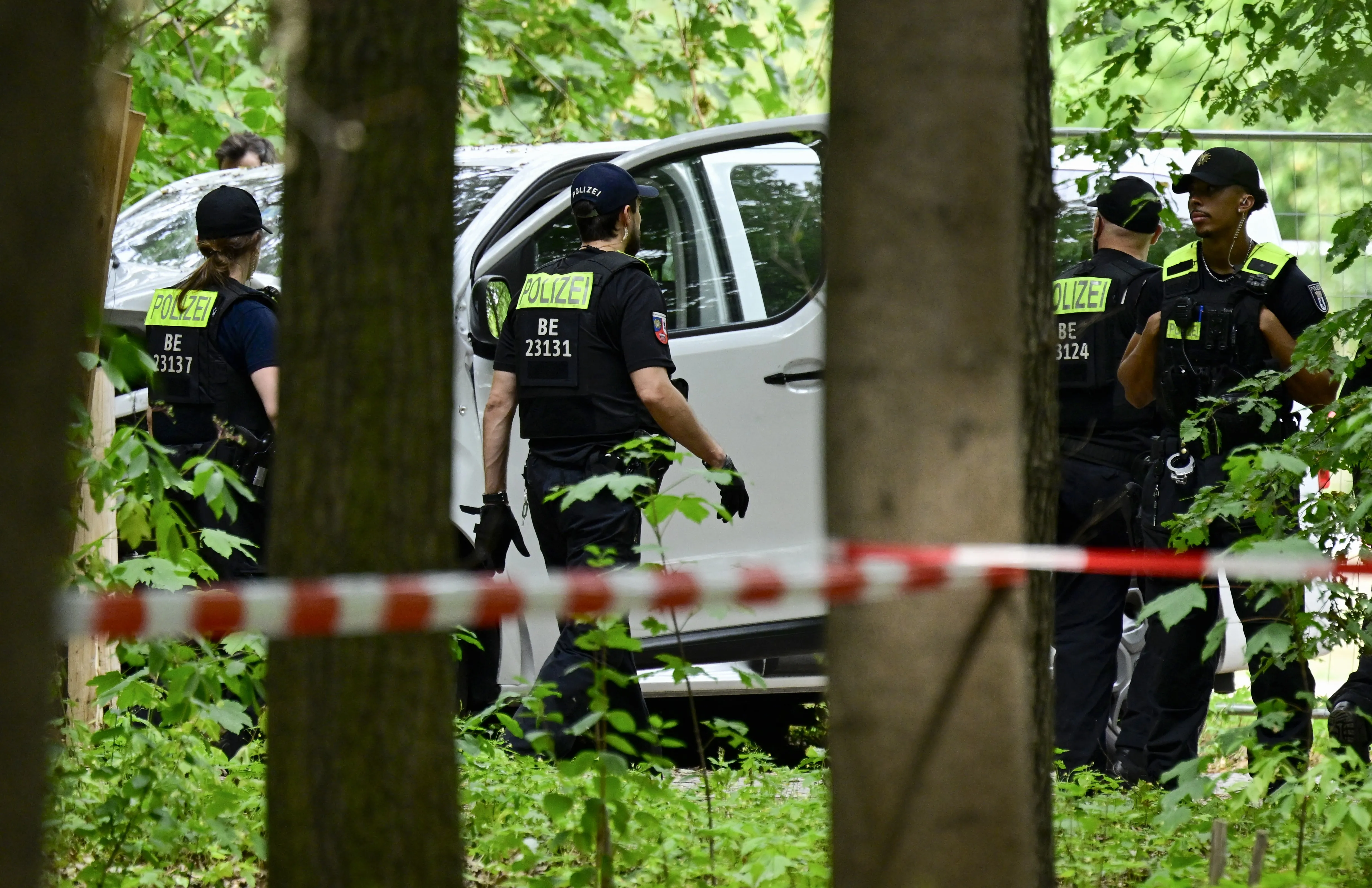 Suspeito de atropelamento em marcha LGBTQIA+ de Berlim é morto a tiros pela polícia