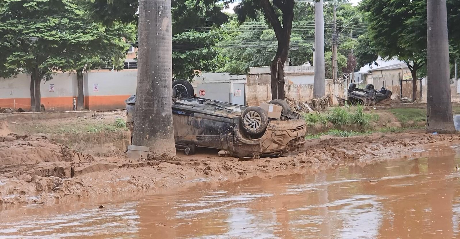 Trabalhos de rescaldo após temporais continuam em Juiz de Fora e Ubá | G1