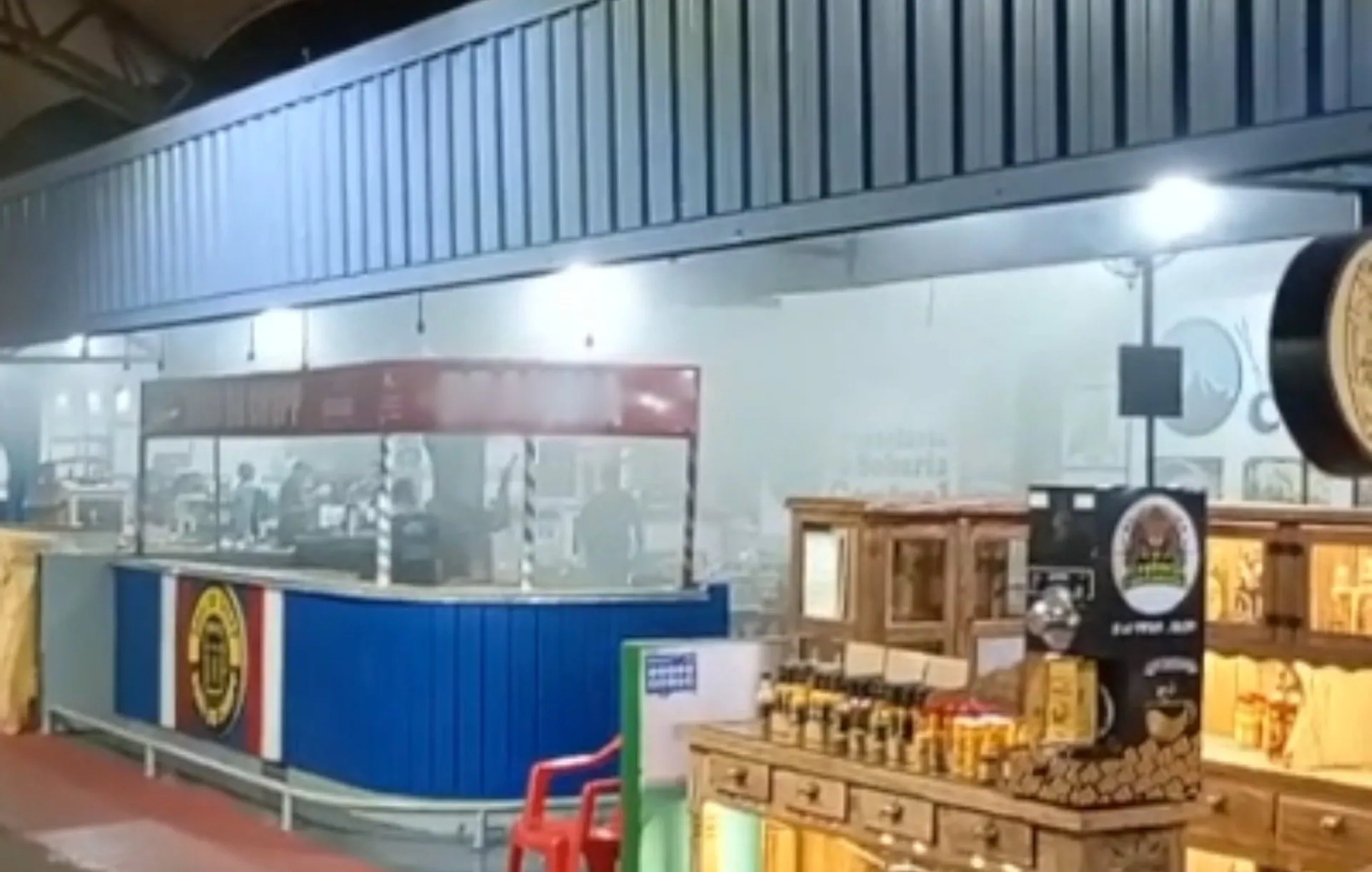 Ventilador com superaquecimento causa susto na Feira Central | G1